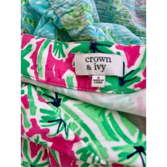 Crown & Ivy 3/4 Sleeve Split V-Neck Dress - Picture 3 of 7